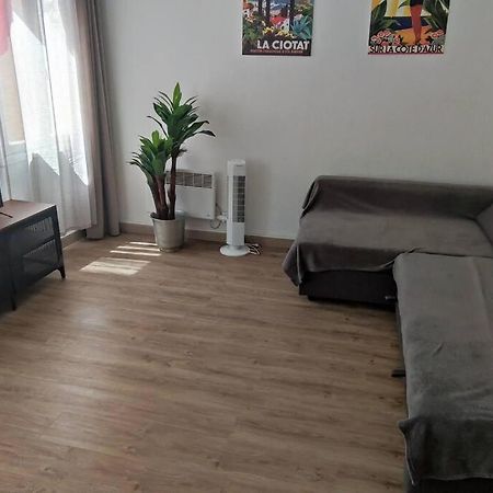 Appart De Charme Plein Centre Apartment La Ciotat Luaran gambar