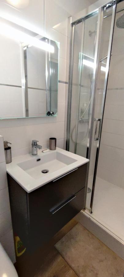Appart De Charme Plein Centre Apartment La Ciotat Luaran gambar